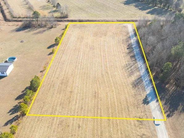 2 Rabbit Run, Ellendale, DE 19941