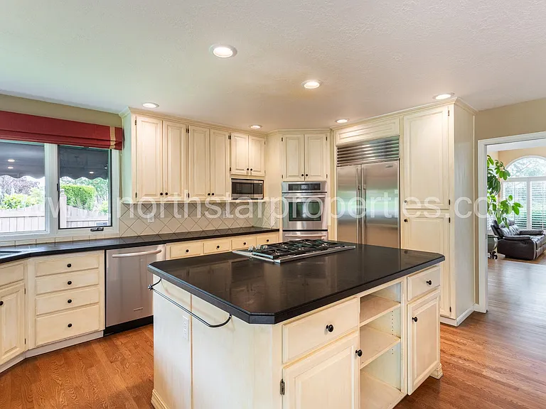 16754 Quail Ct — Photo 19