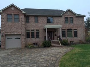 532 Lincoln Ave, Hawthorne, NJ 07506