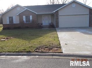 421 Hyde Park, Mount Vernon, IL 62864
