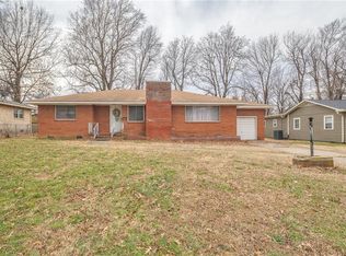 514 S Pleasant St, Springdale, AR 72764