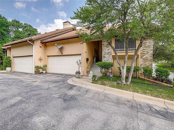 2nd image of 5808 Chimney Wood Cir