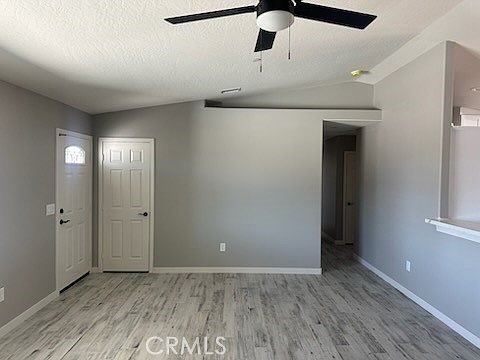 4th image of 15009 Temecula Rd