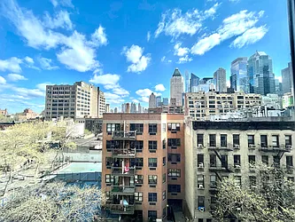 Rented by Addison Property Group