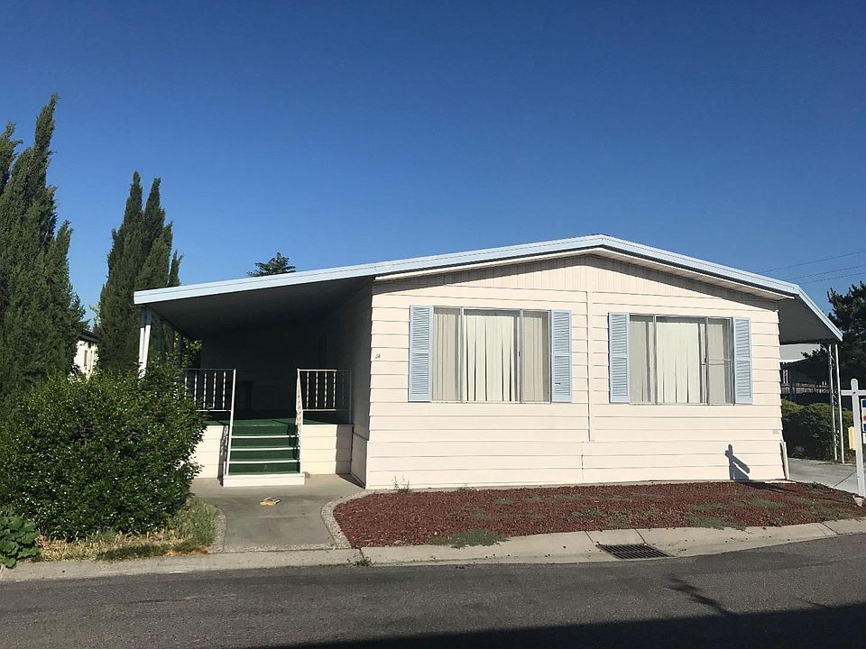 2nd image of 453 Lily Ann Way