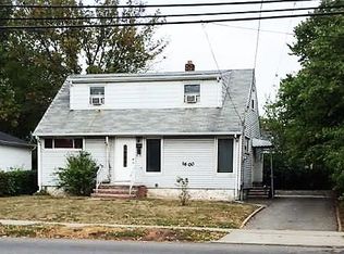 1600 Oak Tree Rd, Iselin, NJ 08830