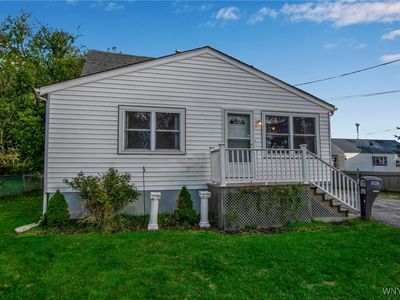 3007 Lincoln St, Niagara Falls, NY, 14305