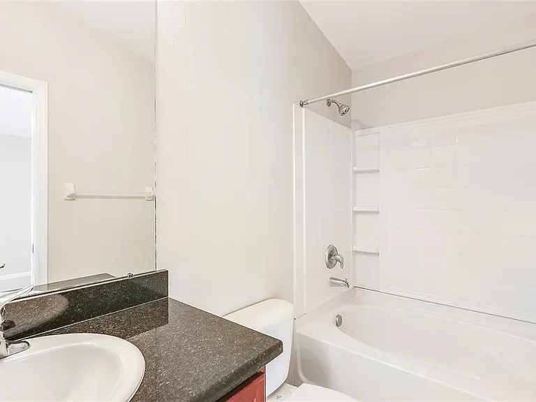 12505 Belcroft Dr — Photo 8