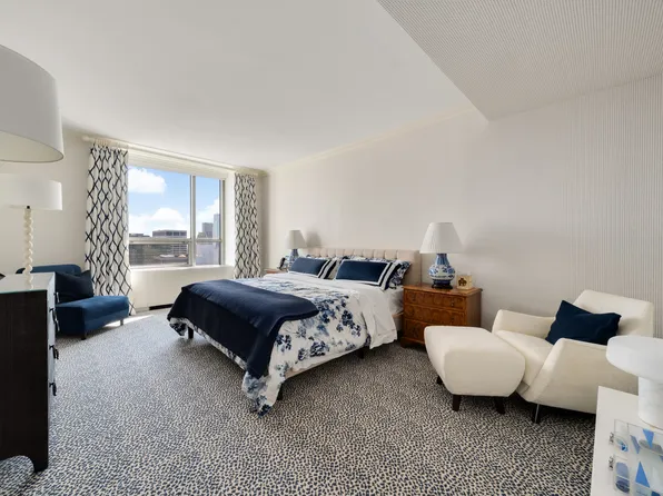 15 West 53rd Street image 22 of 26