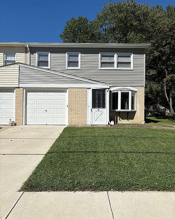 1st image of 621 Artwood Dr