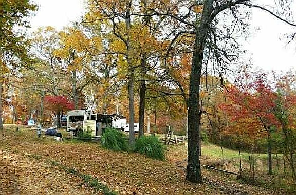 4th image of 537 Lake Crystal Dr