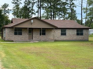 9 Woodland Hills Dr, Huntsville, TX 77320
