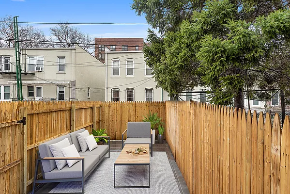 Rented by M1 Ventures LLC | media 4