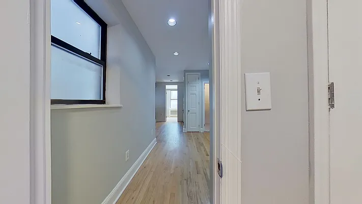 Rented by Compass | media 26