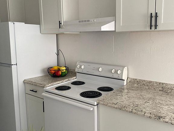 4th image of 512 S Westland Ave #10