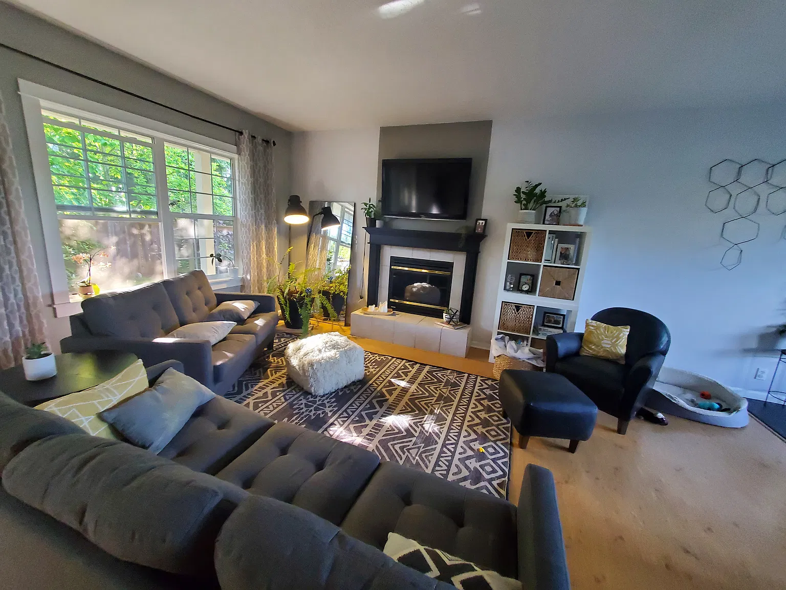 3 bed, 1680 sqft, $2,500 — Photo 2