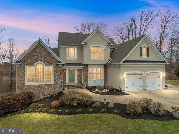 1869 Clayton Ridge Dr, Winchester, VA 22601