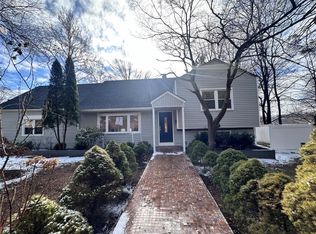 134 Crisfield St, Yonkers, NY 10710