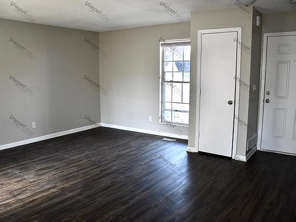 4th image of 10113 E 67th St #10113