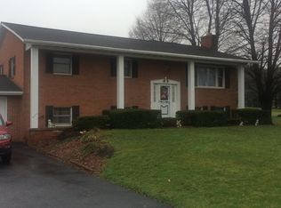586 Walnut Bottom Rd, Shippensburg, PA 17257