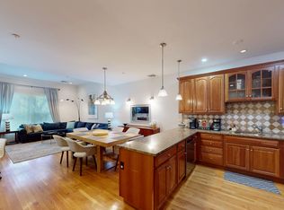 2 Harvard Sq, Brookline, MA 02445