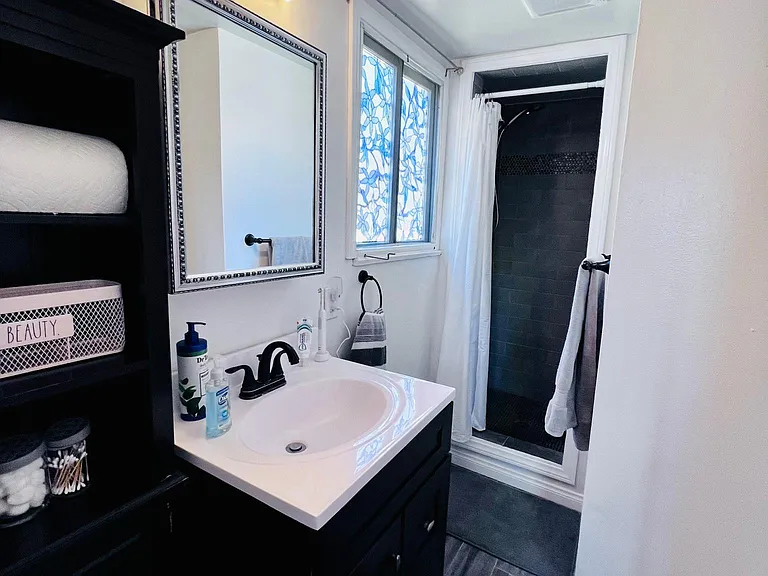 13509 Beverly Blvd — Photo 1