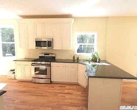 3rd image of 3 Sweet Woods Ct