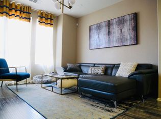 14713 Sherman Way, Van Nuys, CA 91405