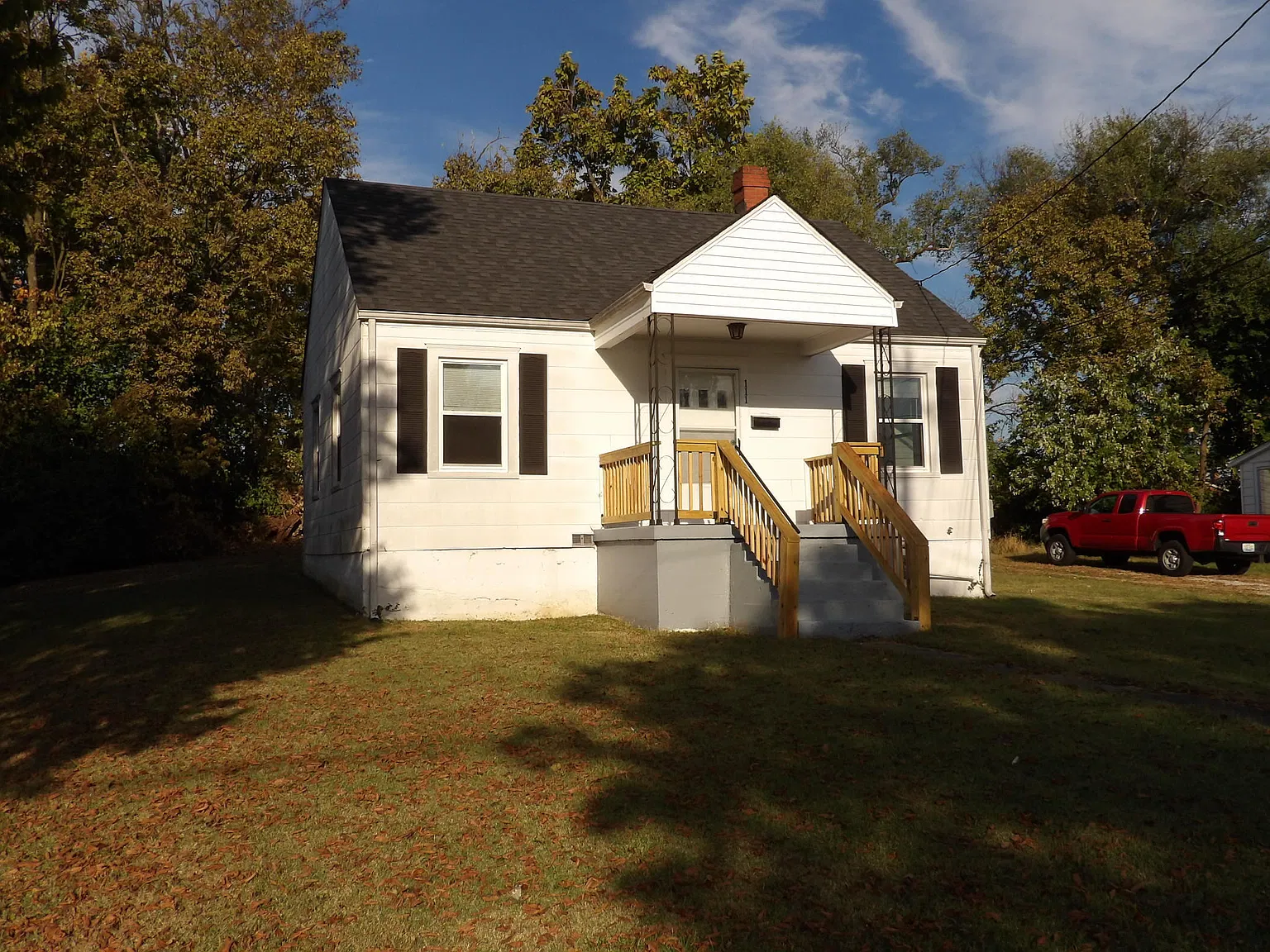 2 bed, 1.0 bath, 980 sqft, $1,300 — Photo 2