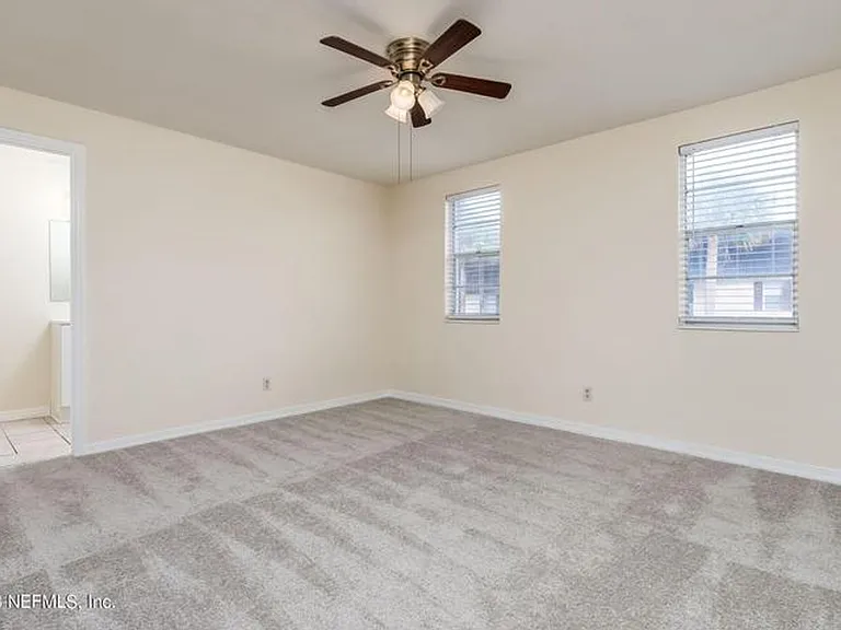 1735 El Camino Rd #1-5 — Photo 9