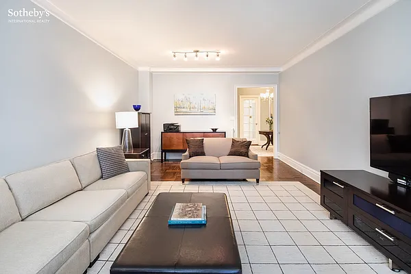 Sold by Sotheby's International Realty | media 2