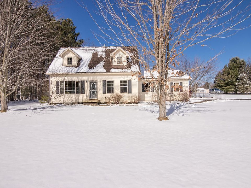 1st image of 2222 Holland Cir