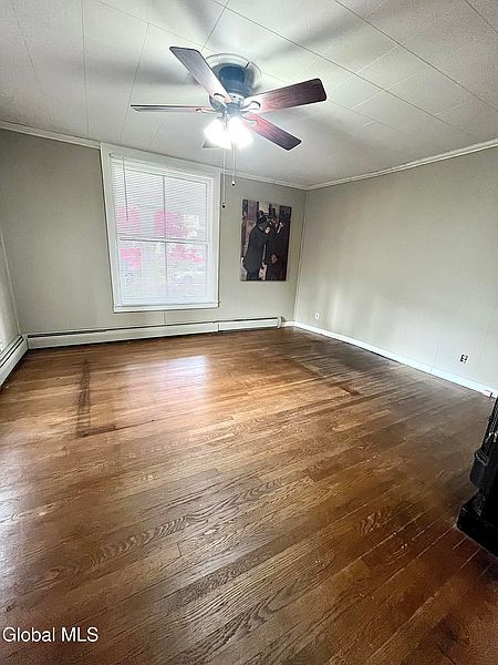 5th image of 106 Dove Street