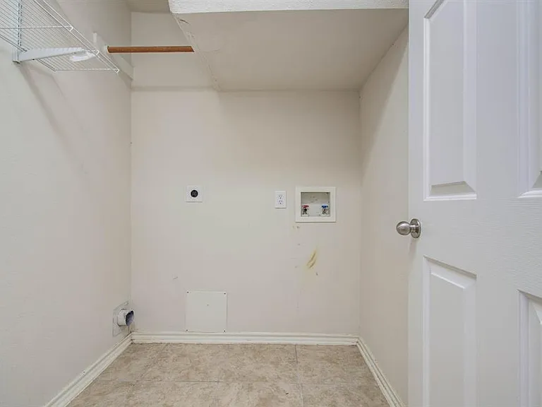 12026 Parkers Hideaway Dr — Photo 18