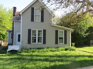 85 Horne St, Saint Charles, IL 60174