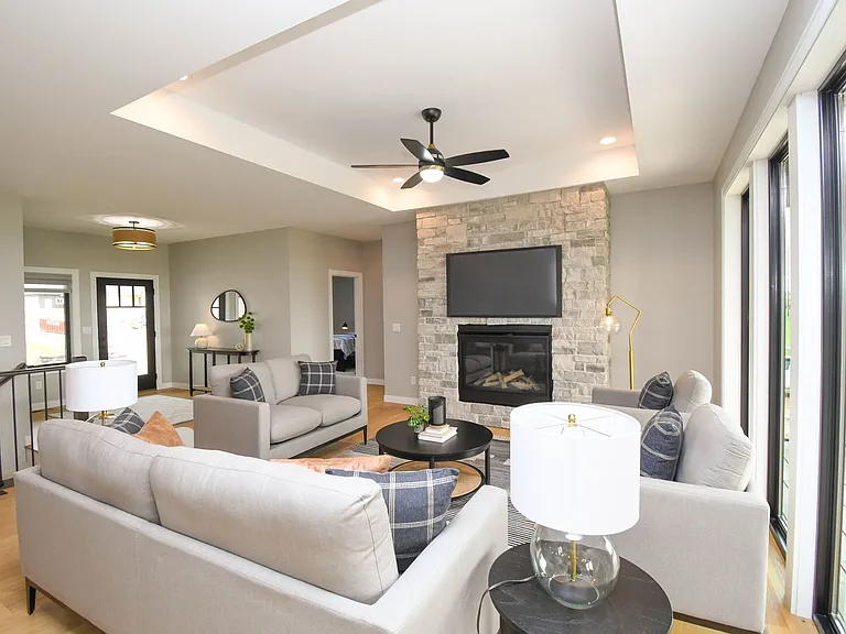 1520 N Marlowe Ave — Photo 13