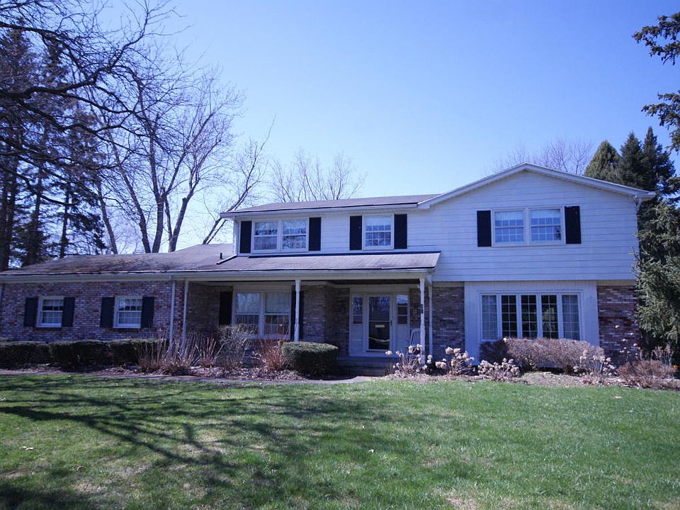 1st image of 41 White Hills Ave NE
