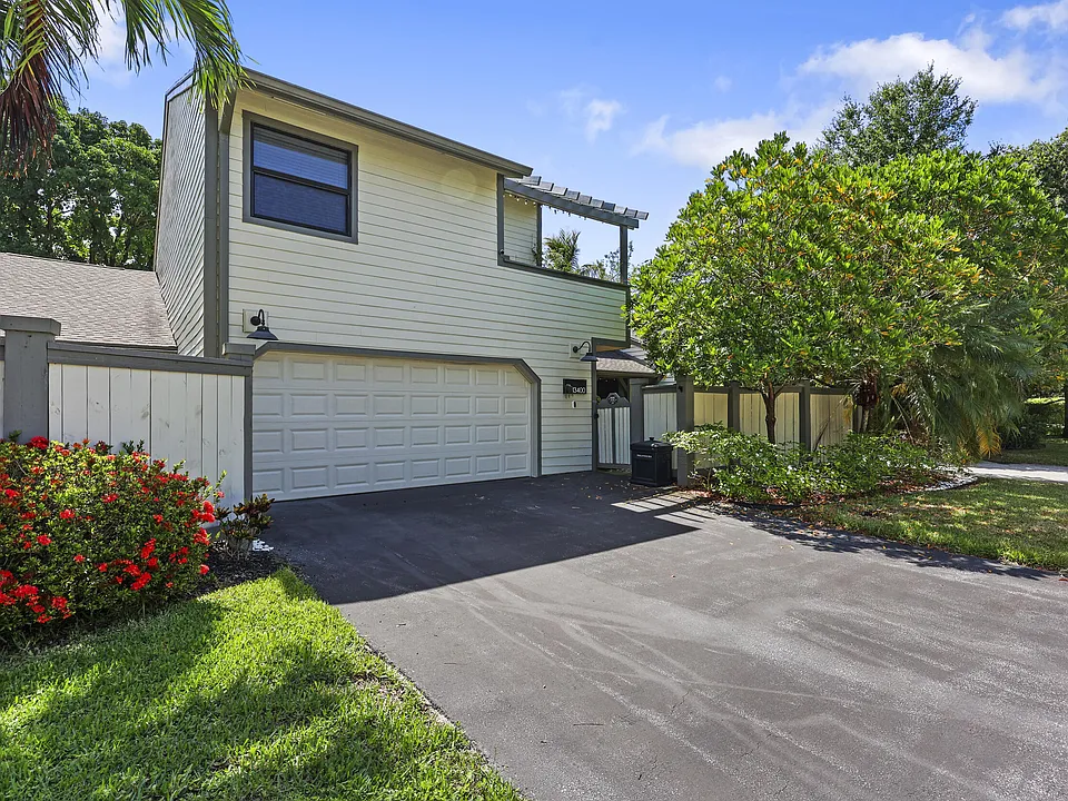 13400 Bedford Mews Ct