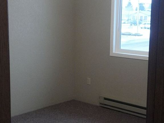 4th image of 1202 McDonald Ave APT A