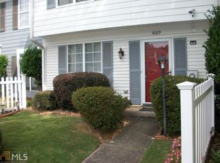 5689 Wells Cir, Stone Mountain, GA 30087