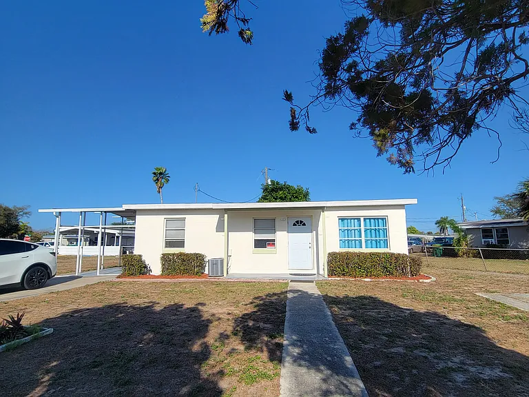 2361 Dallas St — Photo 14