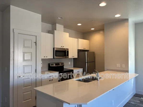 3000 S Bown Way Unit 202, Boise, ID 83706