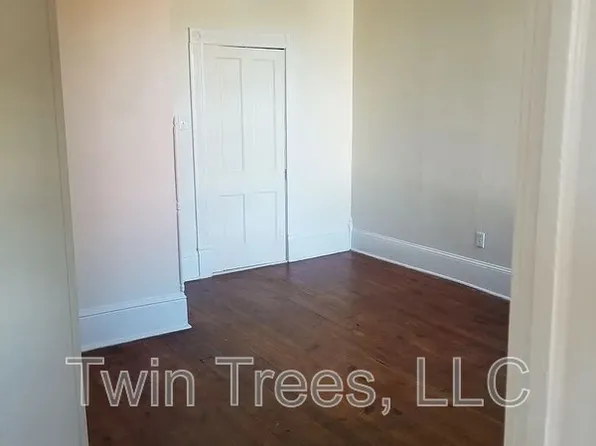 5951 King St, Mount Jackson, VA 22842