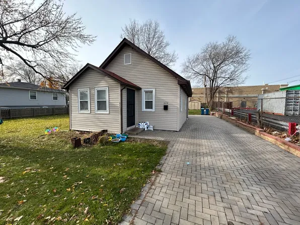 622 Howard Ave, Aurora, IL 60506