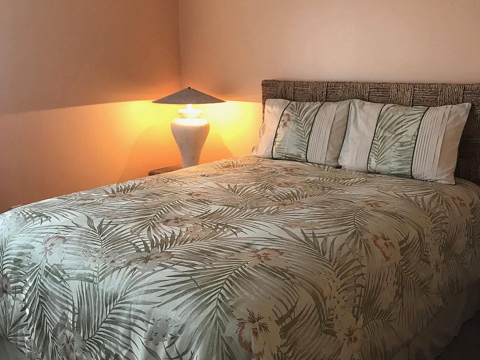 1st image of 7801 Ridgewood Ave APT 31
