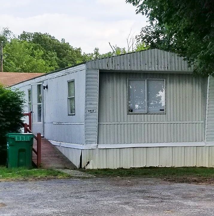 1st image of 6812 Lamplite Cir