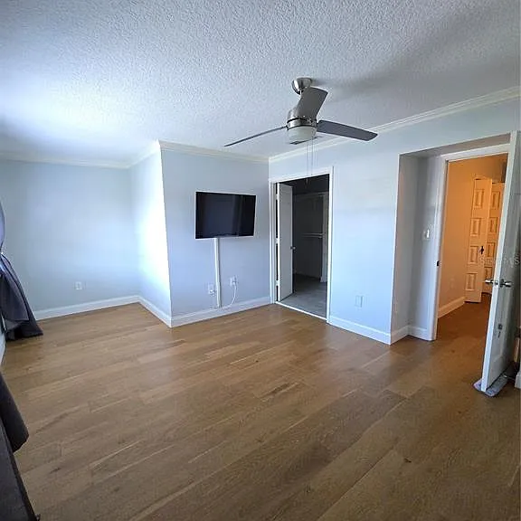 612 E Church St — Photo 16