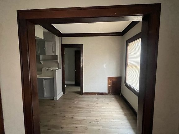 3rd image of 4448 Virginia Ave #5