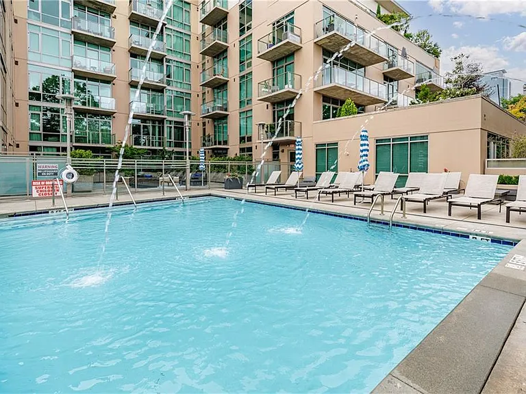 905 Juniper St NE #309 — Photo 43