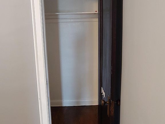 4th image of 3607 N Saint Louis Ave Floor 2